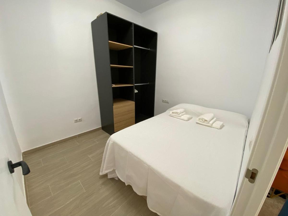 City Center And Beach Renovated Apartment Fuengirola Bagian luar foto
